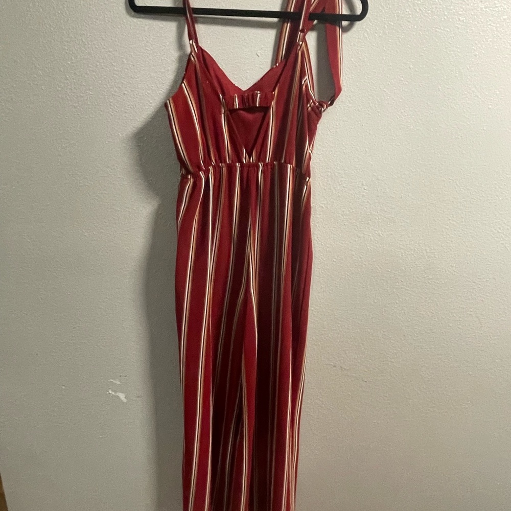 Burgundy Medium jumpsuit perfect for the upcoming summer